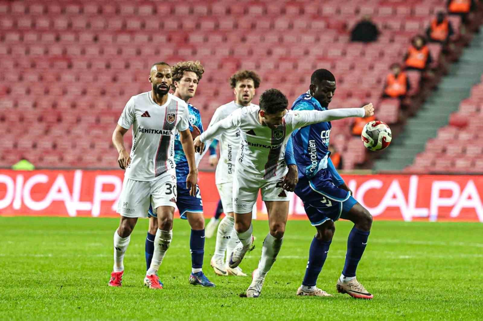 Trendyol Süper Lig: Samsunspor: 0 - Gaziantep FK: 0 (Maç sonucu)
