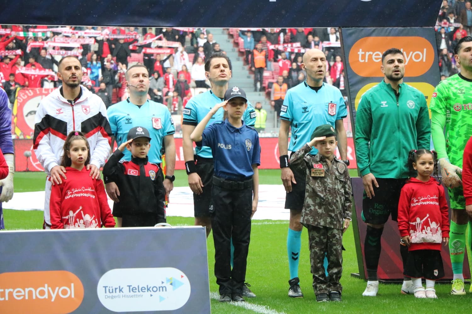 Trendyol Süper Lig: Samsunspor: 0 - Konyaspor: 0 (Maç devam ediyor)
