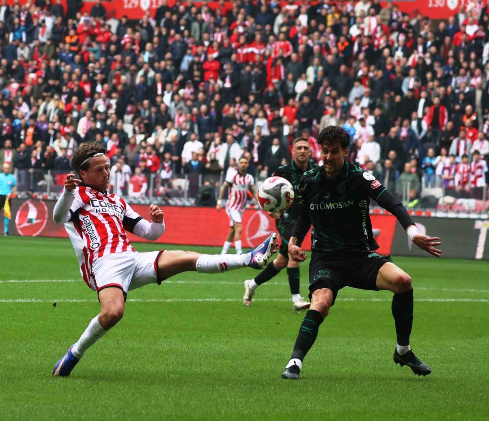 Trendyol Süper Lig: Samsunspor: 2 - Konyaspor: 2 (Maç sonucu)
Trendyol Süper Lig: Samsunspor: 2 - Konyaspor: 2 (Maç sonucu)