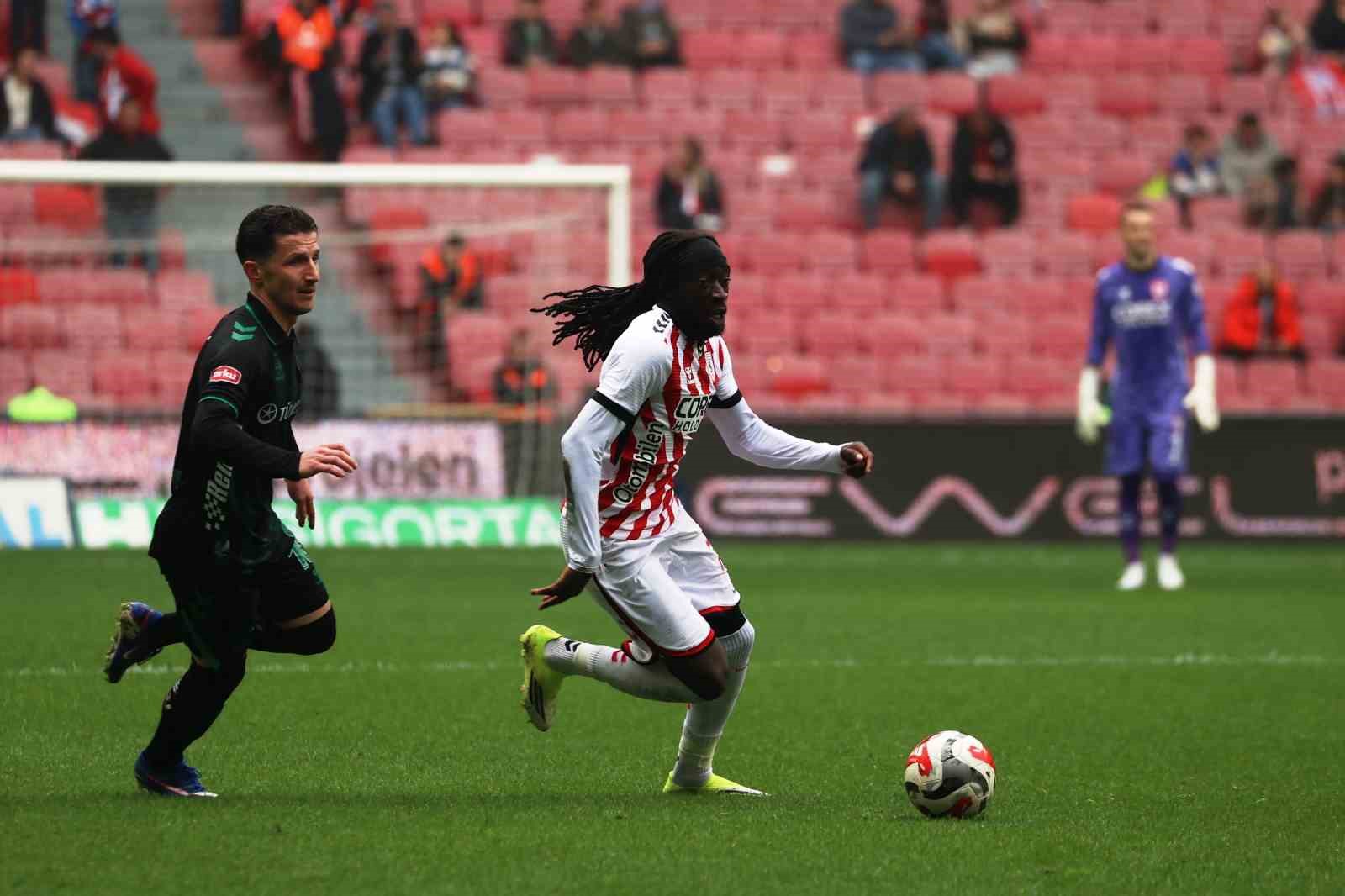 Trendyol Süper Lig: Samsunspor: 2 - Konyaspor: 2 (Maç sonucu)
Trendyol Süper Lig: Samsunspor: 2 - Konyaspor: 2 (Maç sonucu)