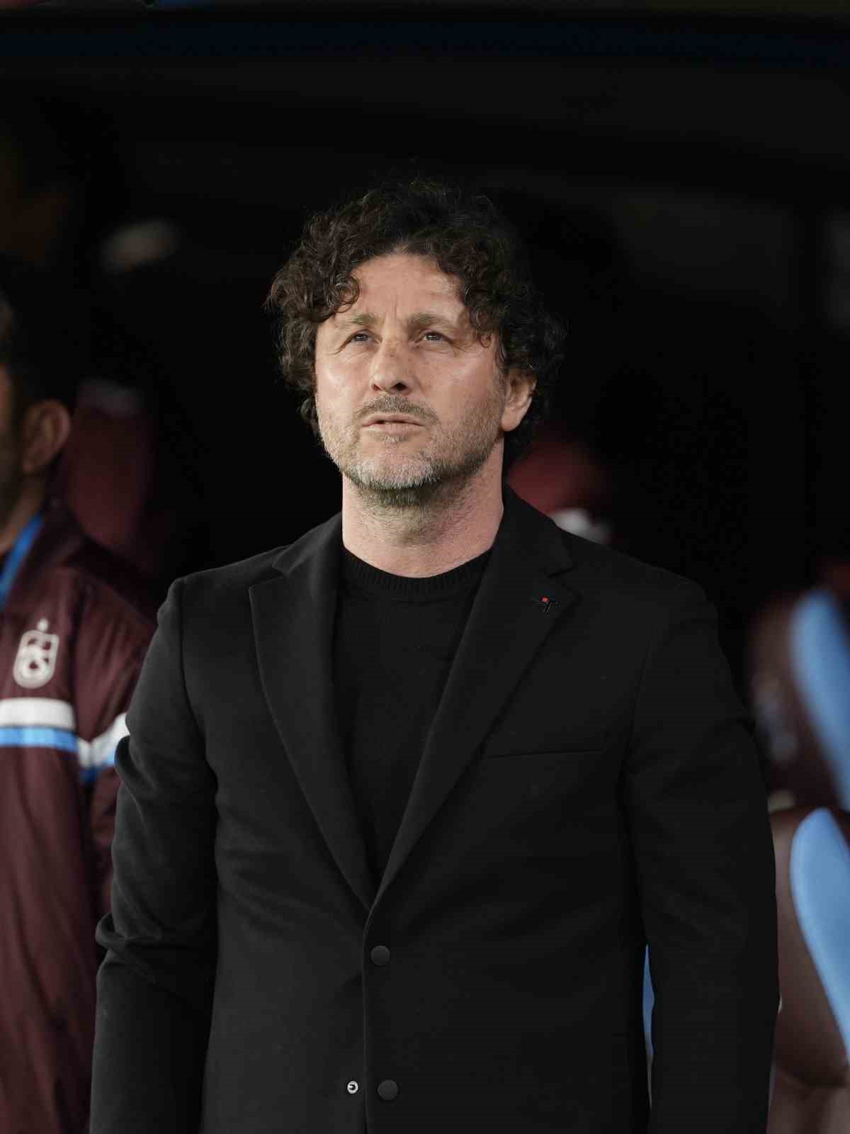 Trendyol Süper Lig: Trabzonspor: 0 - RAMS Başakşehir: 0 (İlk yarı)
