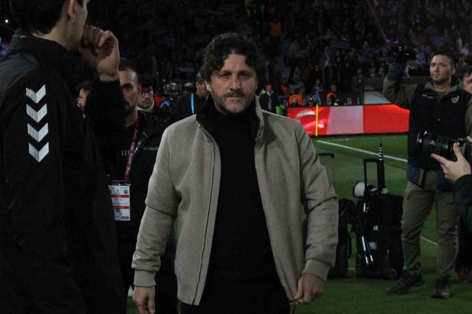 Trendyol Süper Lig: Trabzonspor: 1 - Fenerbahçe: 1 (Maç devam ediyor)
