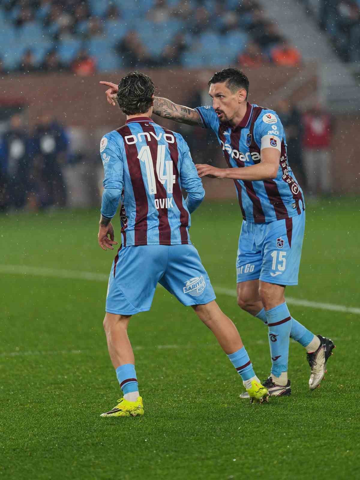 Trendyol Süper Lig: Trabzonspor: 1 - RAMS Başakşehir: 1 (Maç sonucu)
