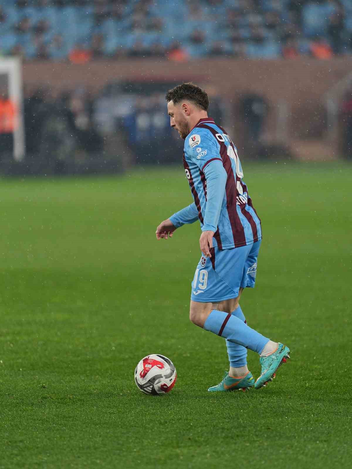 Trendyol Süper Lig: Trabzonspor: 1 - RAMS Başakşehir: 1 (Maç sonucu)
