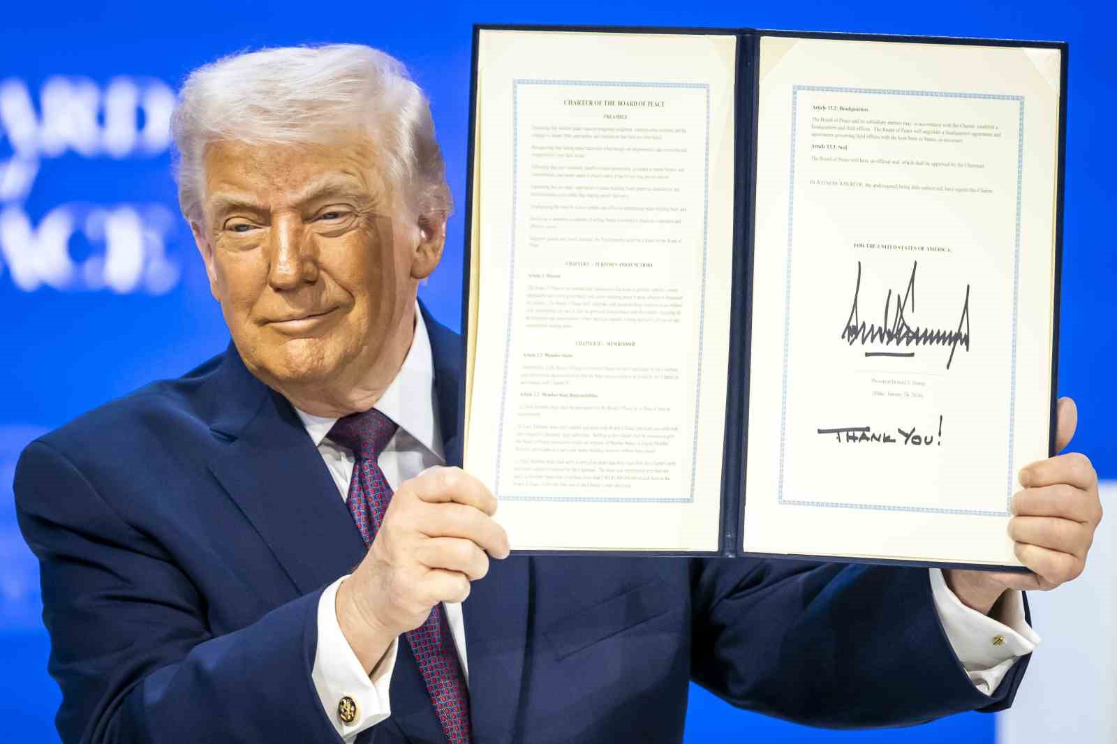 Trump’ın kurduğu Barış Kurulu’nun kuruluş sözleşmesi Davos’ta imzalandı
Trump’ın kurduğu Barış Kurulu’nun kuruluş sözleşmesi Davos’ta imzalandı