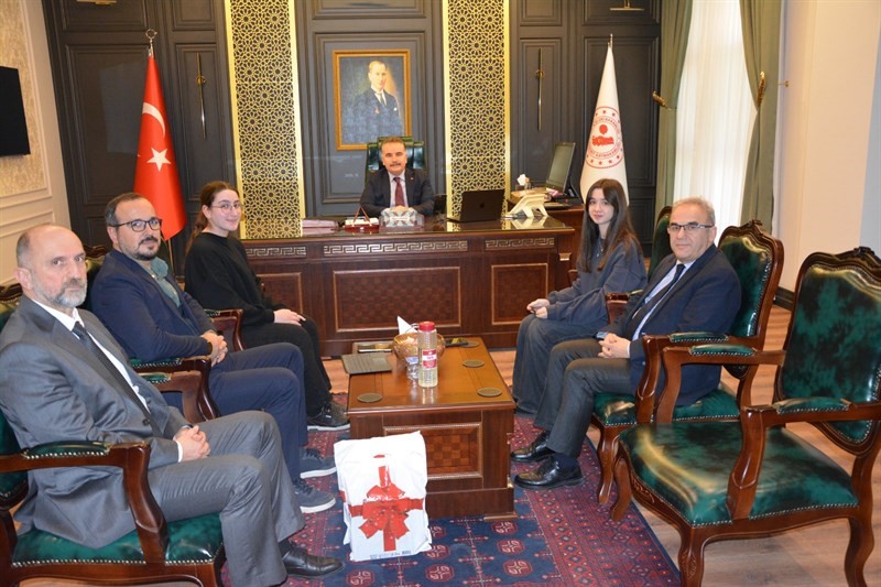 TÜBİTAK bölge şampiyonlarından Kaymakam Odabaş’a ziyaret
