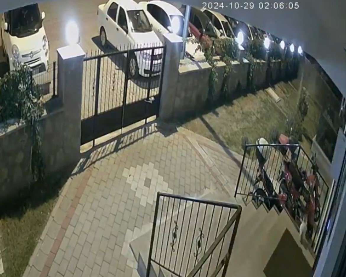 Tuğba Yavaş’ın ölümüyle ilgili davada keşif raporu ve bilirkişi raporunun yenilenmesi talebi reddedildi
Tuğba Yavaş’ın ölümüyle ilgili davada keşif raporu ve bilirkişi raporunun yenilenmesi talebi reddedildi