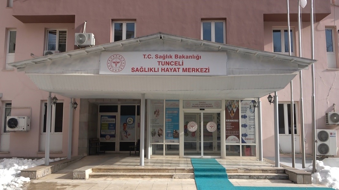 Tunceli Sağlıklı Hayat Merkezi, koruyucu sağlıkta örnek oluyor
Tunceli Sağlıklı Hayat Merkezi, koruyucu sağlıkta örnek oluyor
