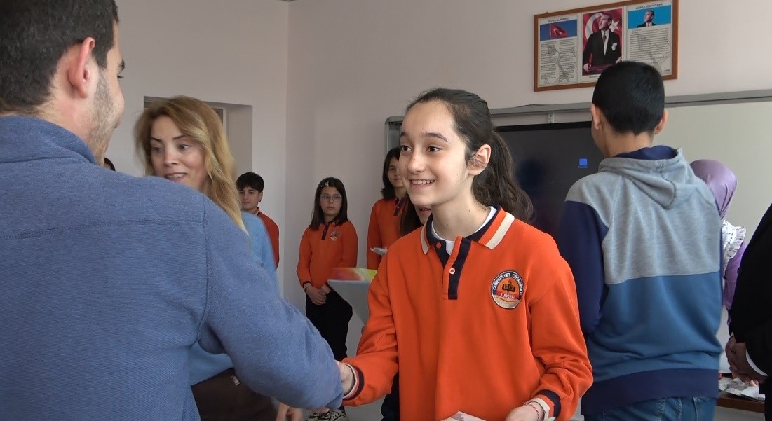 Tunceli’de akran dayanışması
Tunceli’de akran dayanışması