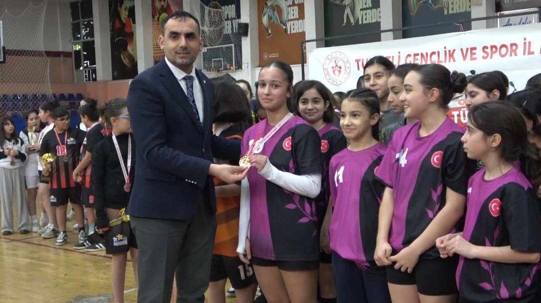 Tunceli’de çifte şampiyonluk
