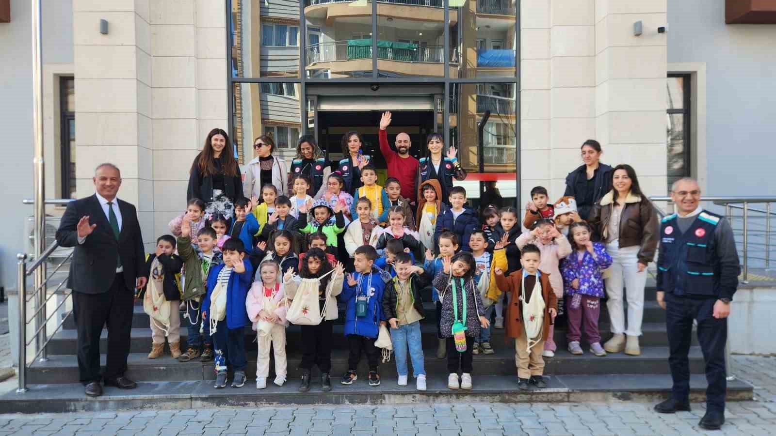 Tunceli’de miniklere sıfır atık dersi
Tunceli’de miniklere sıfır atık dersi