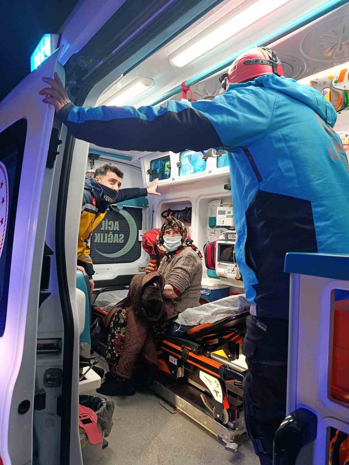 Tunceli’de UMKE’den peş peşe üç vakaya müdahale
