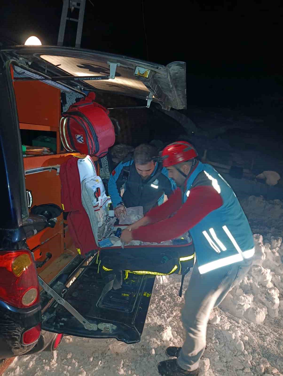 Tunceli’de UMKE’den peş peşe üç vakaya müdahale
