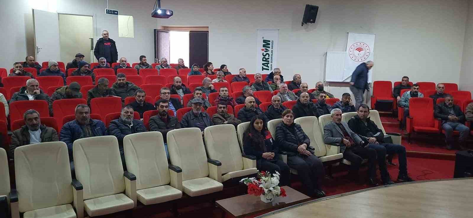 Tunceli’de üreticilere TARSİM bilgilendirmesi
