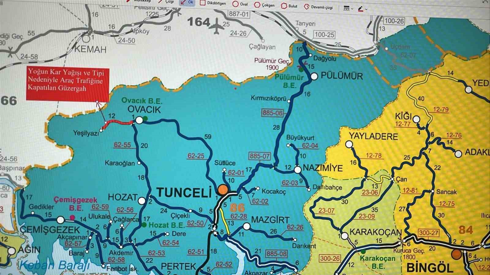 Tunceli’de yoğun kar yağışı nedeniyle birçok il yolu ulaşıma kapatıldı
