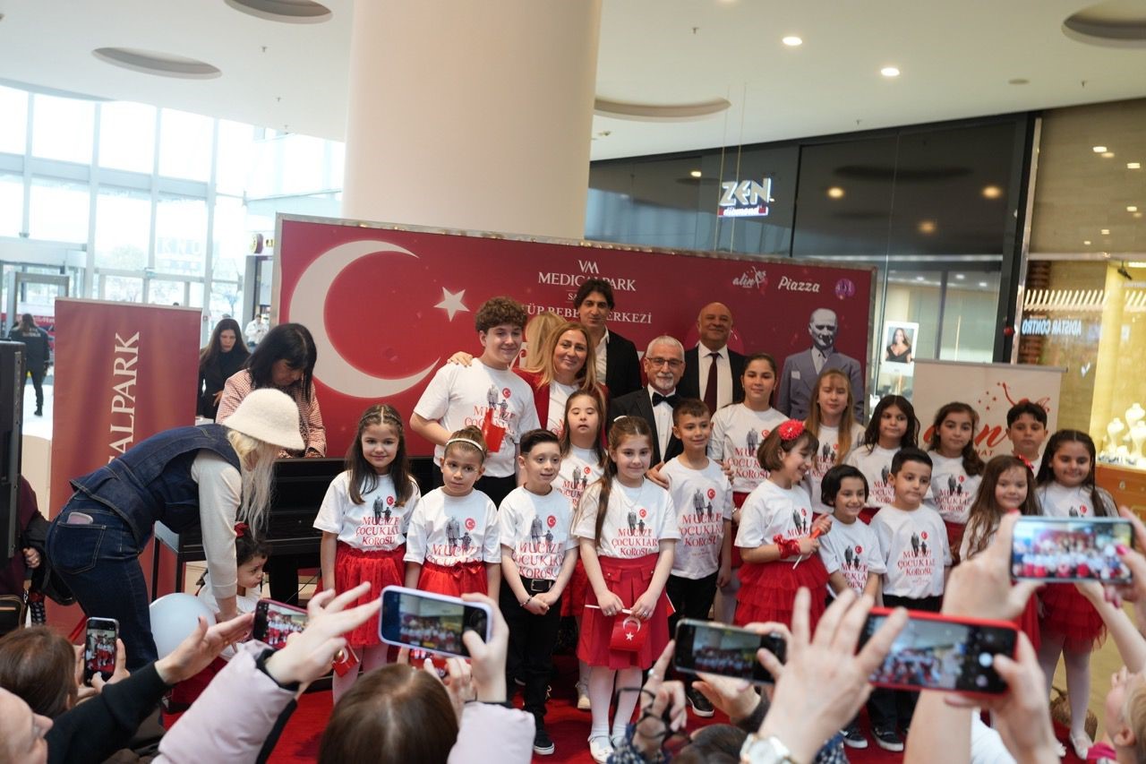 Tüp bebekle dünyaya gelen çocuklardan 23 Nisan konseri
