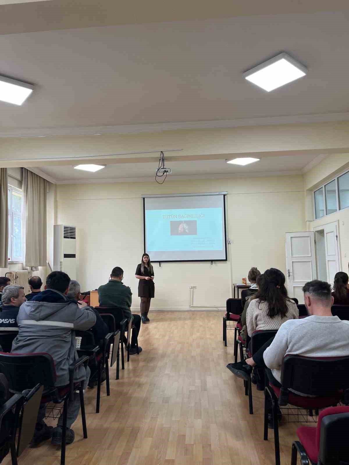 TÜRASAŞ personeline tütünle mücadale eğitimi verildi
