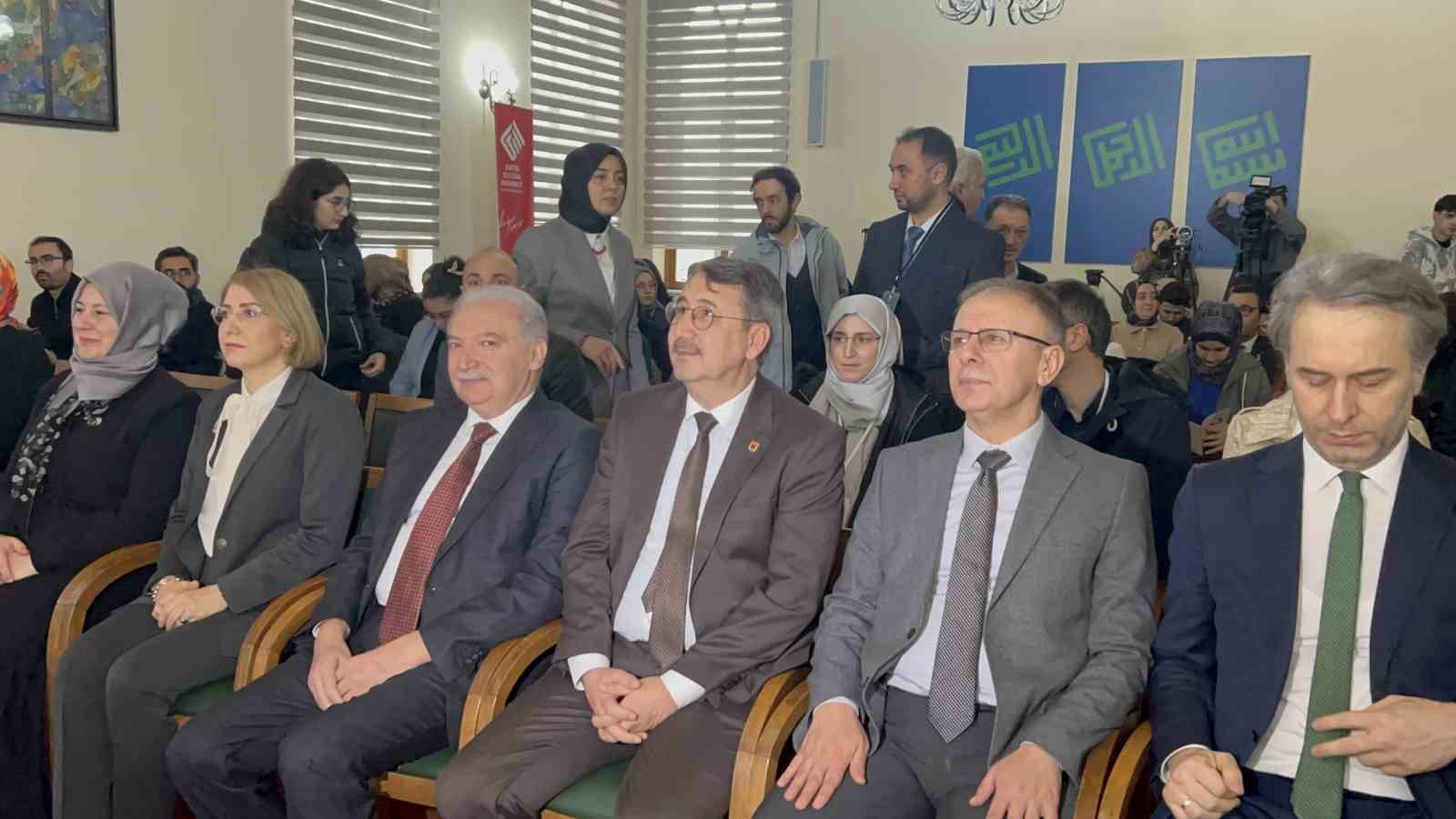 TÜRGEV Genç Araştırmacıları 5. Ulusal Öğrenci Kongresi başladı
TÜRGEV Genç Araştırmacıları 5. Ulusal Öğrenci Kongresi başladı