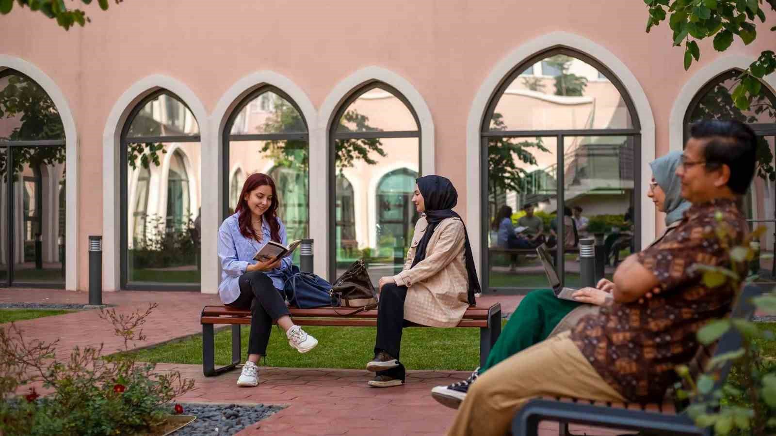 TÜRGEV ve İZÜSEM’den gençliğin çok yönlü gelişimine ortak adım
