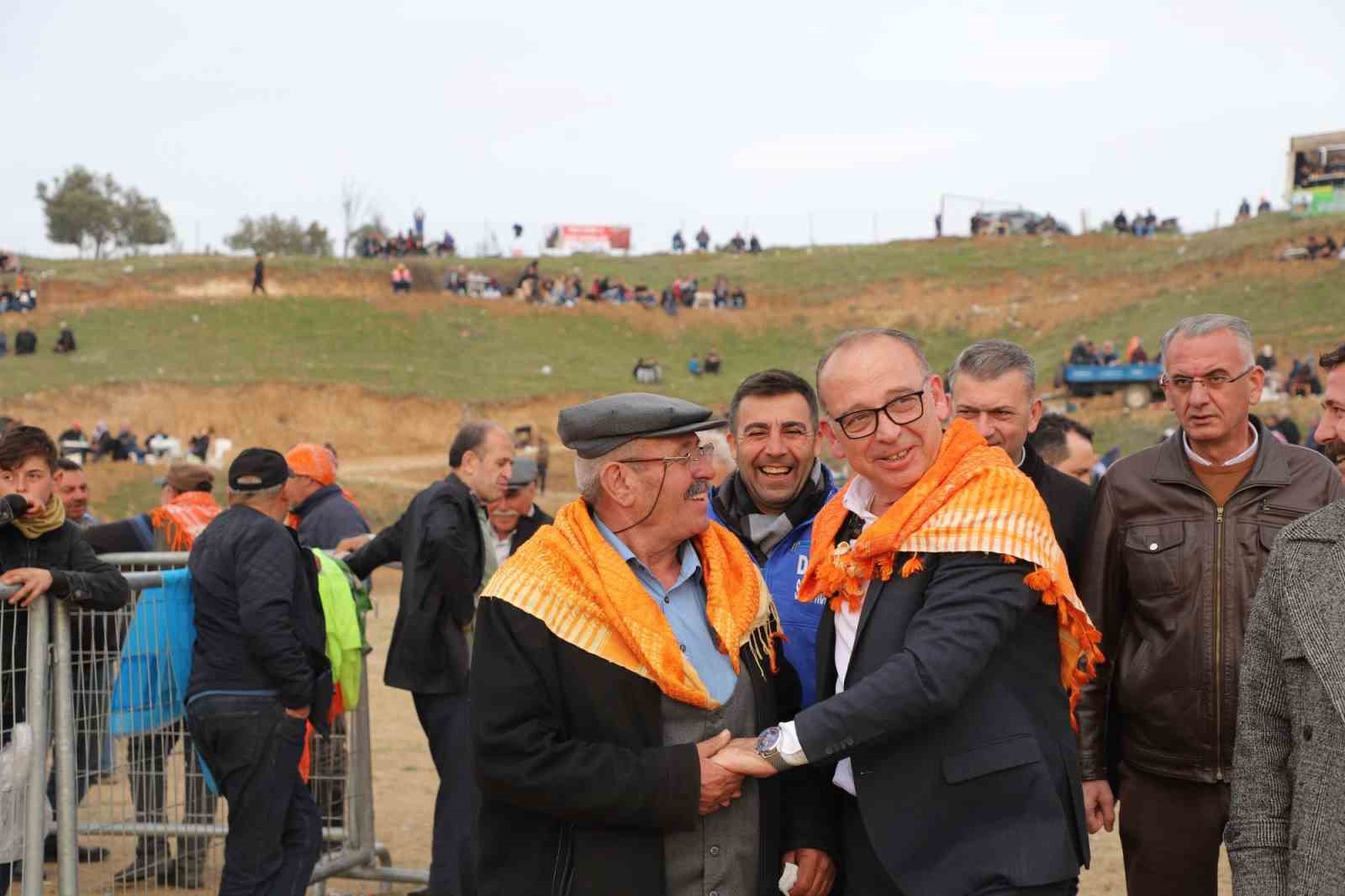 Turgutlu’da deve güreşleri heyecanı yaşanacak
