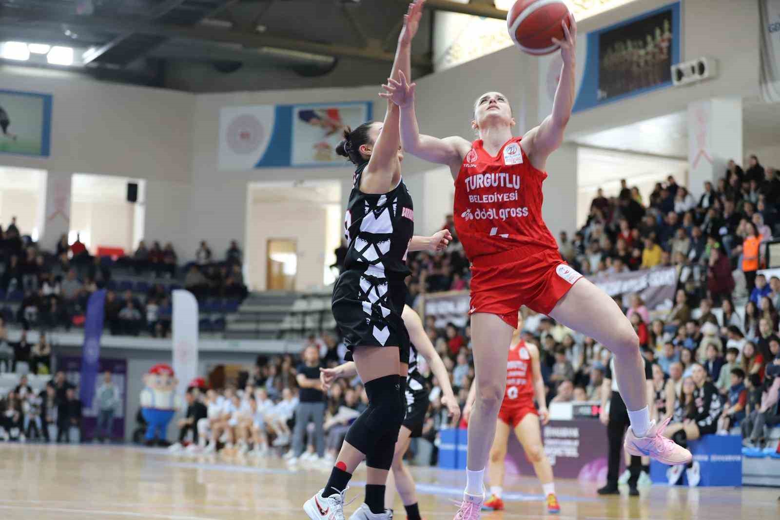 Turgutlu’nun perilerinin hedefi süper lig
