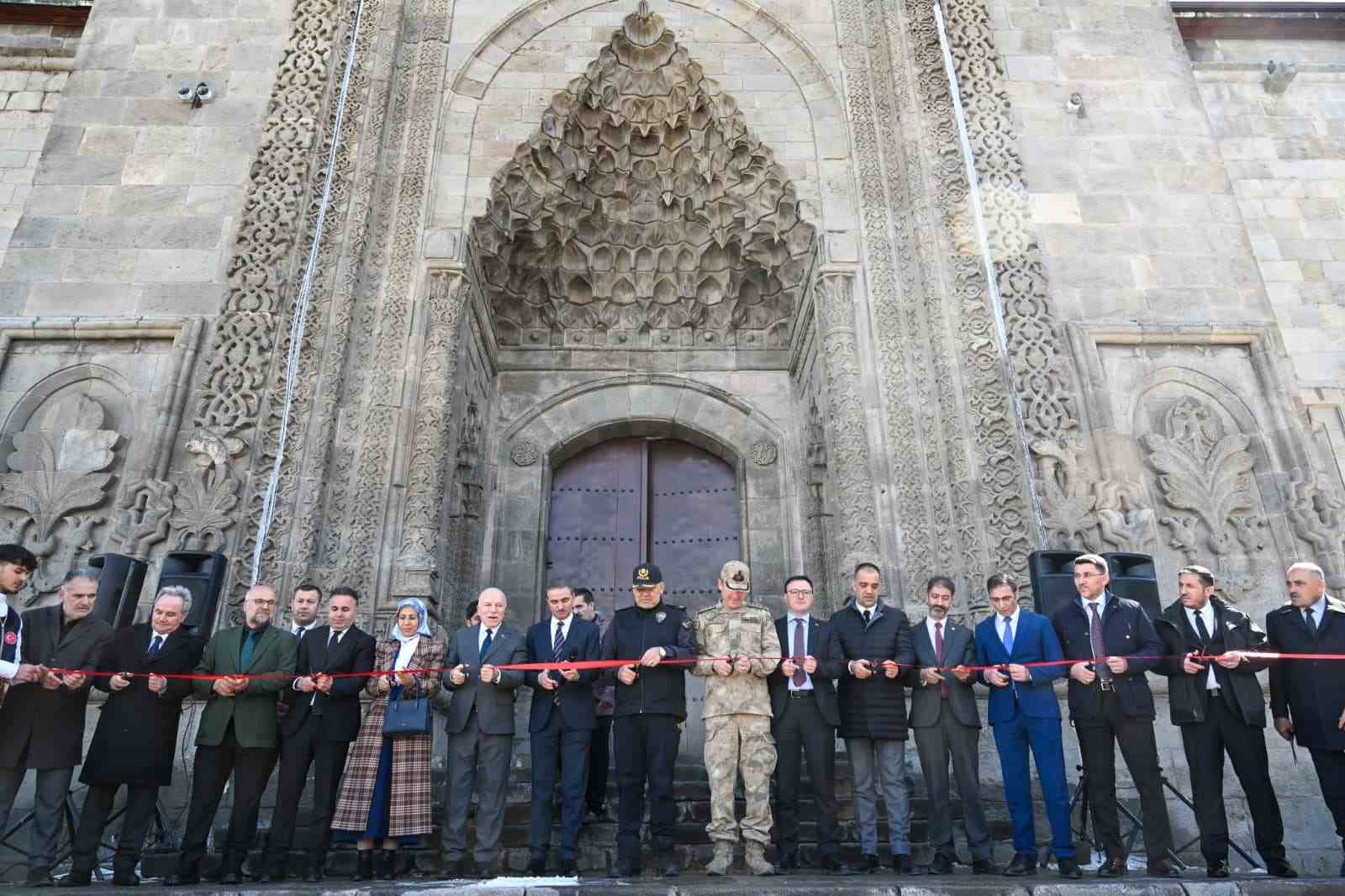 Turizm haftasına görkemli açılış
