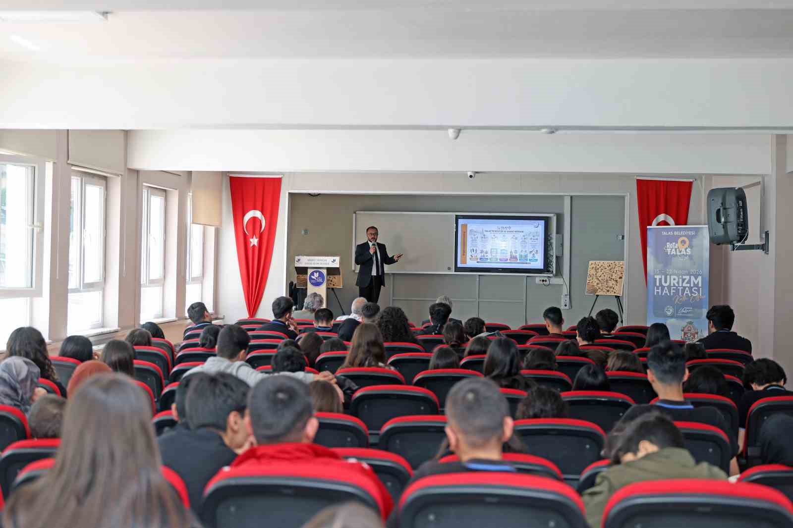 Turizm Haftası’nda rota Talas gençlerle yeniden yollarda
Turizm Haftası’nda rota Talas gençlerle yeniden yollarda