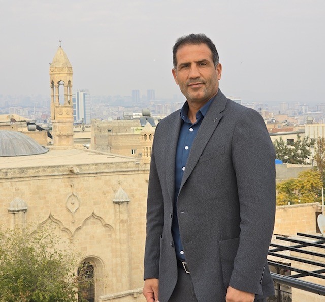 Turizmci İsa Akdağ’dan enerji kesintilerine tepki
