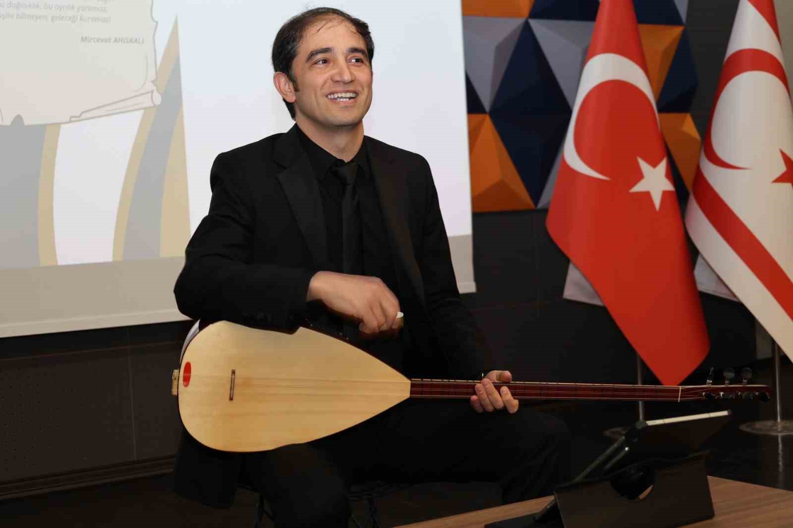 Türk dünyası şairleri BUÜ’de buluştu
