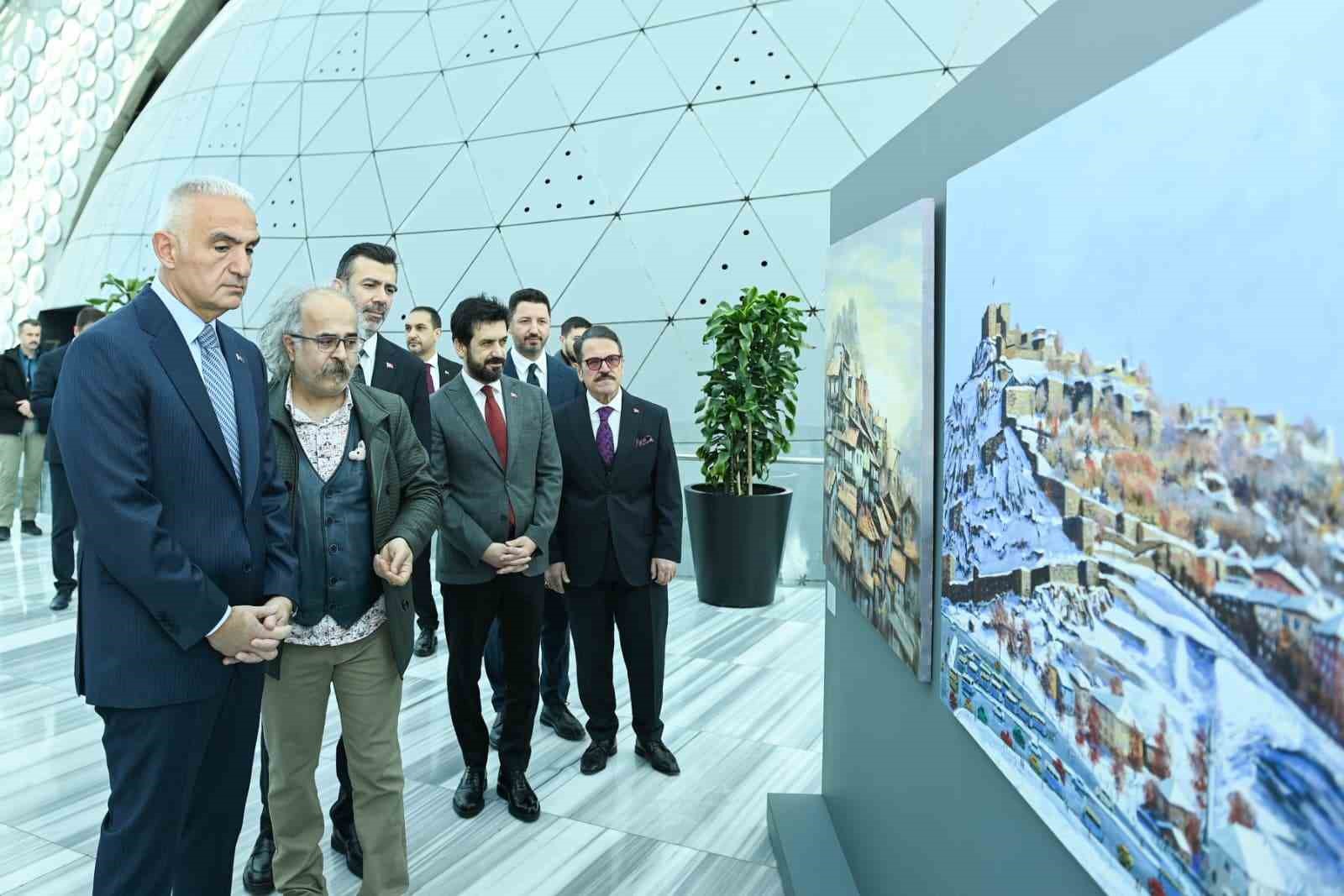 Türk Dünyası Turizm Başkenti seçilen Ankara’da resim sergisi
