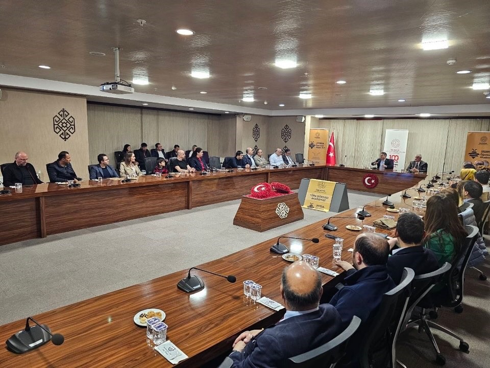 Türk Dünyasında Dil Birliği Balıkesir’de konuşuldu
