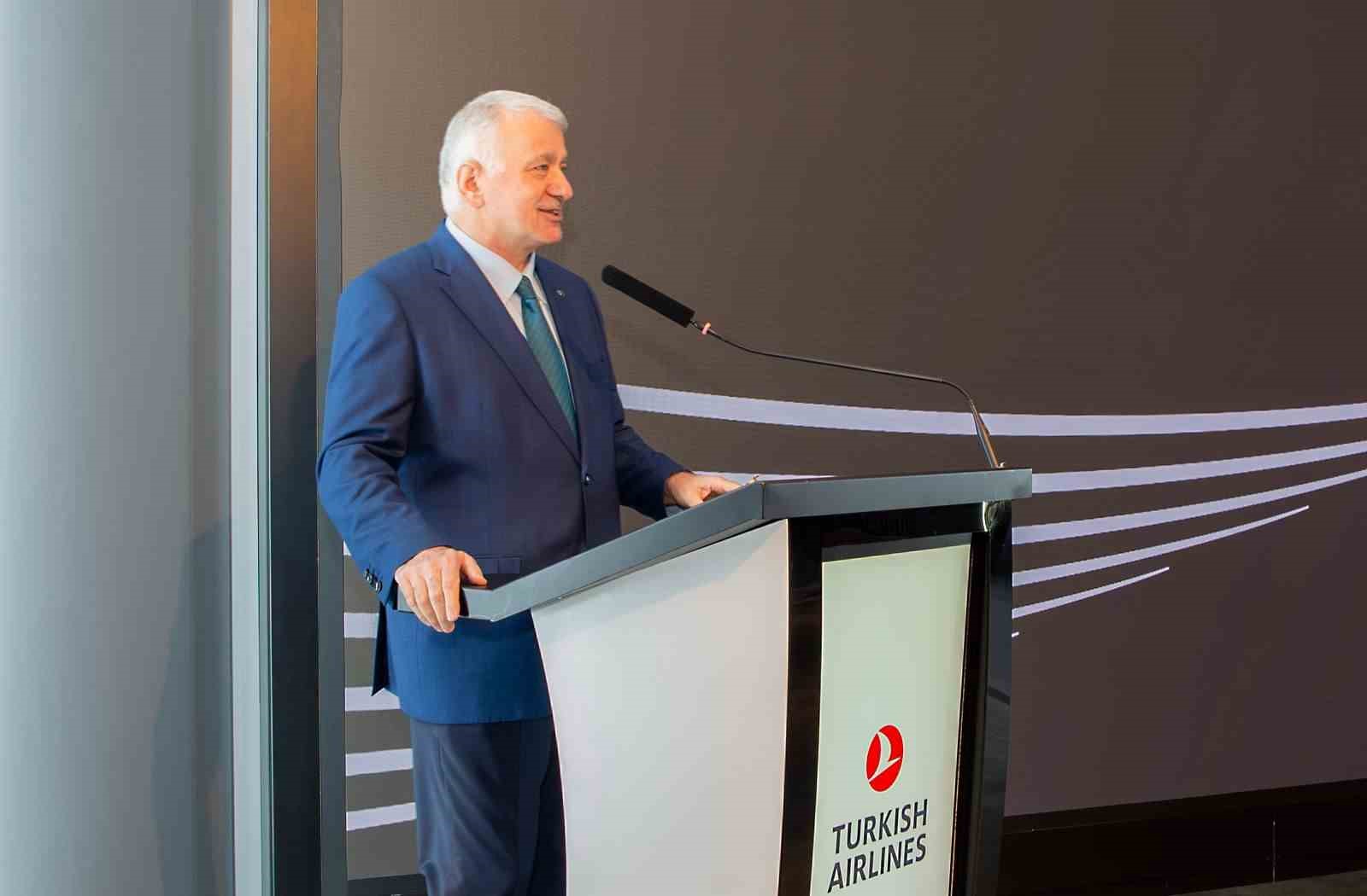 Türk Hava Yolları’nda devir teslim töreni gerçekleşti
