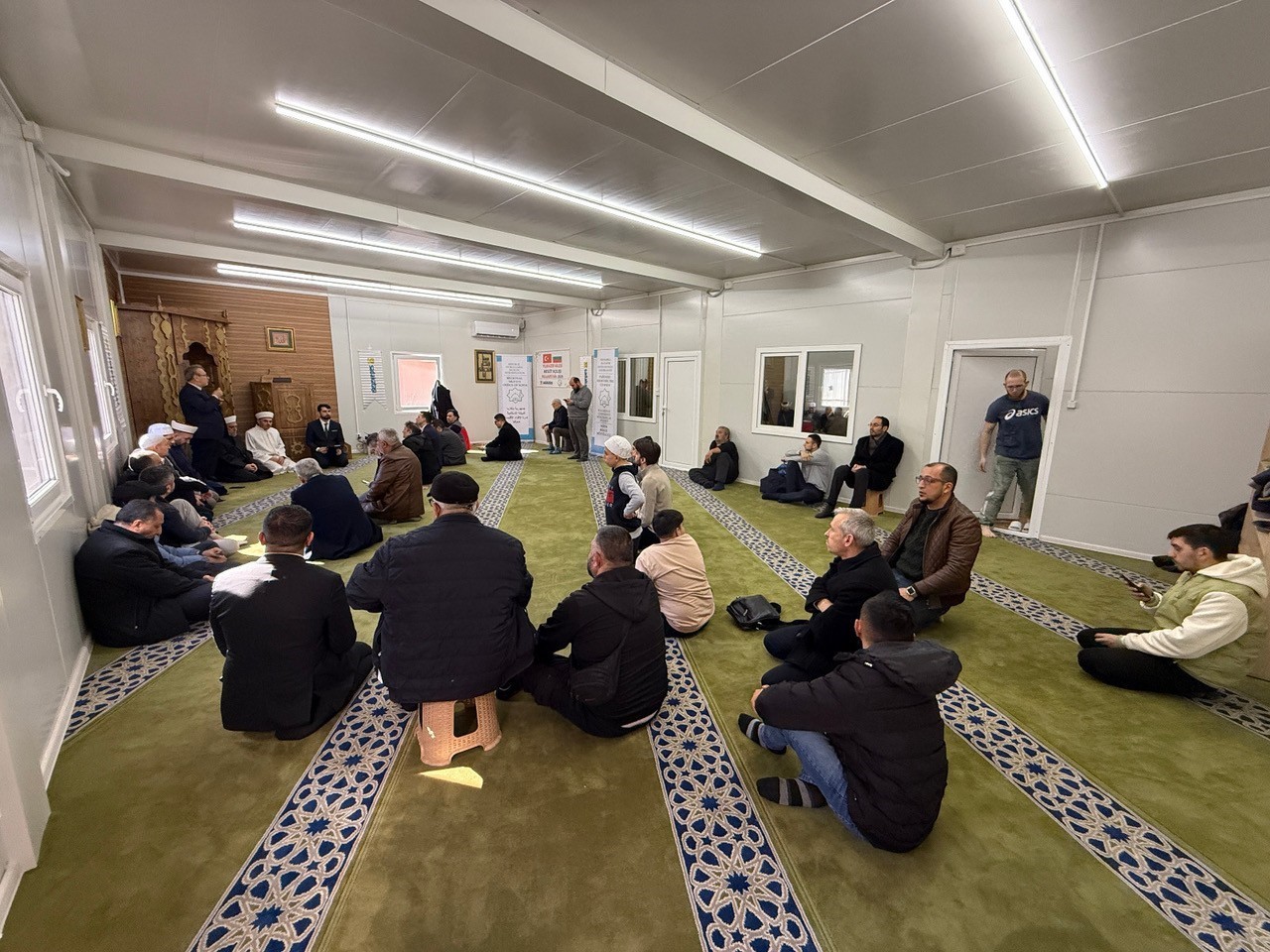 Türk hayırseverler Bulgaristan’da cami inşa ettirdi
