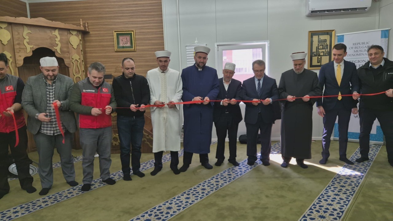 Türk hayırseverler Bulgaristan’da cami inşa ettirdi
