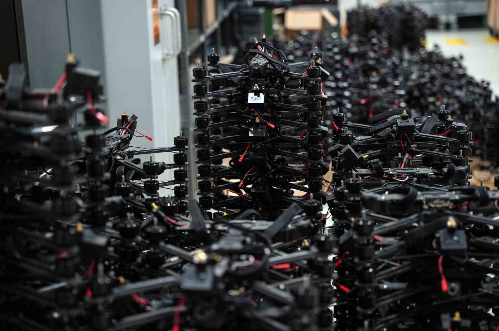 Türk kamikaze dronları dünya arenasında
Türk kamikaze dronları dünya arenasında