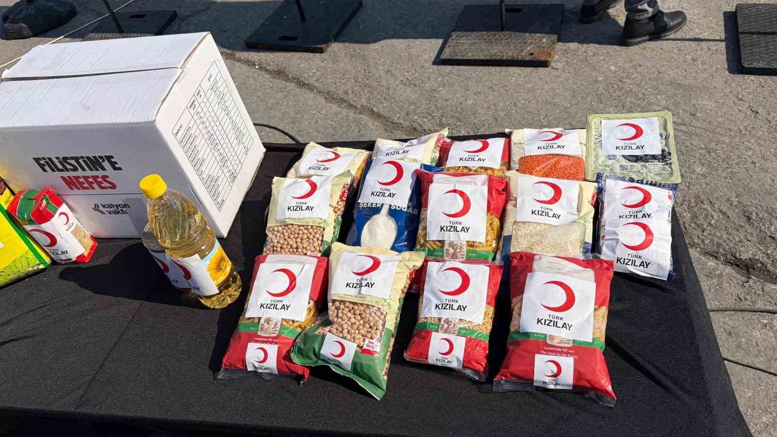 Türk Kızılay’ın ‘İyilik Gemisi’ Ramazan’ın ilk gününde Gazze’ye uğurlandı
Türk Kızılay’ın ‘İyilik Gemisi’ Ramazan’ın ilk gününde Gazze’ye uğurlandı