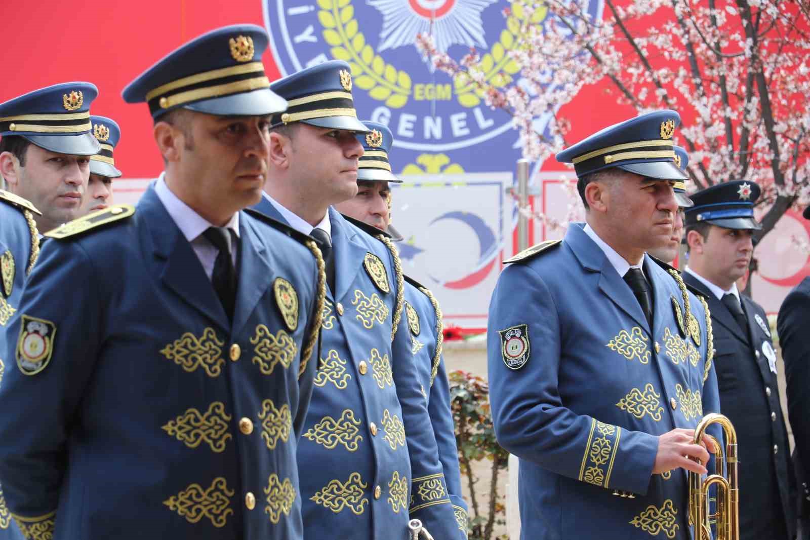 Türk Polis Teşkilatı’nın 181’inci yıl dönümünde şehitler dualarla anıldı
