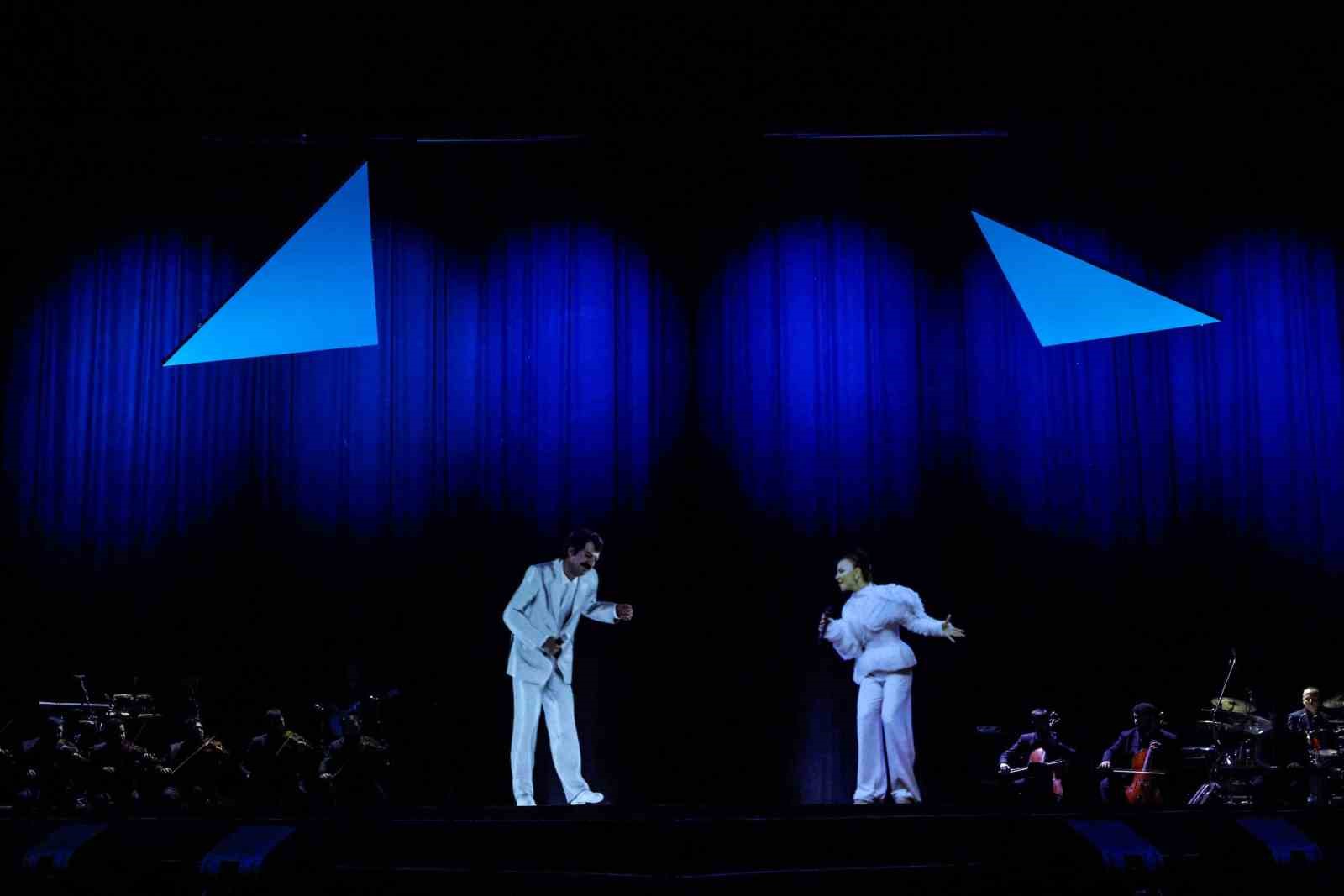 Türk Telekom 5G galasında yıldızlar geçidi
