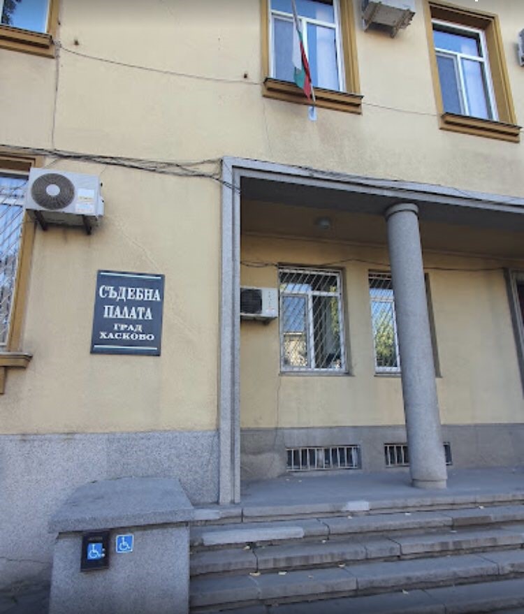 Türk tır şoförlerinden "çorba parası" adı altında rüşvet alan görevlilerin cezası kesinleşti
Türk tır şoförlerinden "çorba parası" adı altında rüşvet alan görevlilerin cezası kesinleşti