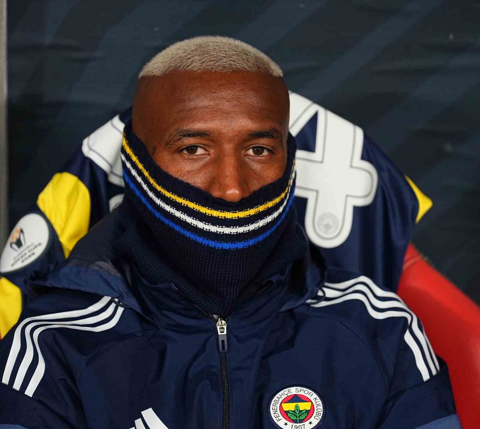 Turkcell Süper Kupa: Galatasaray: 0 - Fenerbahçe: 0 (Maç devam ediyor)
