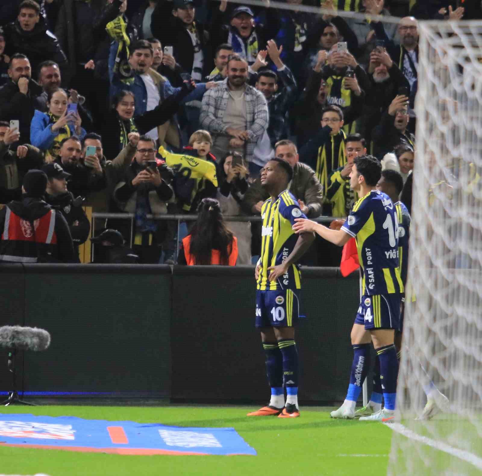 Turkcell Süper Kupa’da finalin adı Galatasaray - Fenerbahçe
