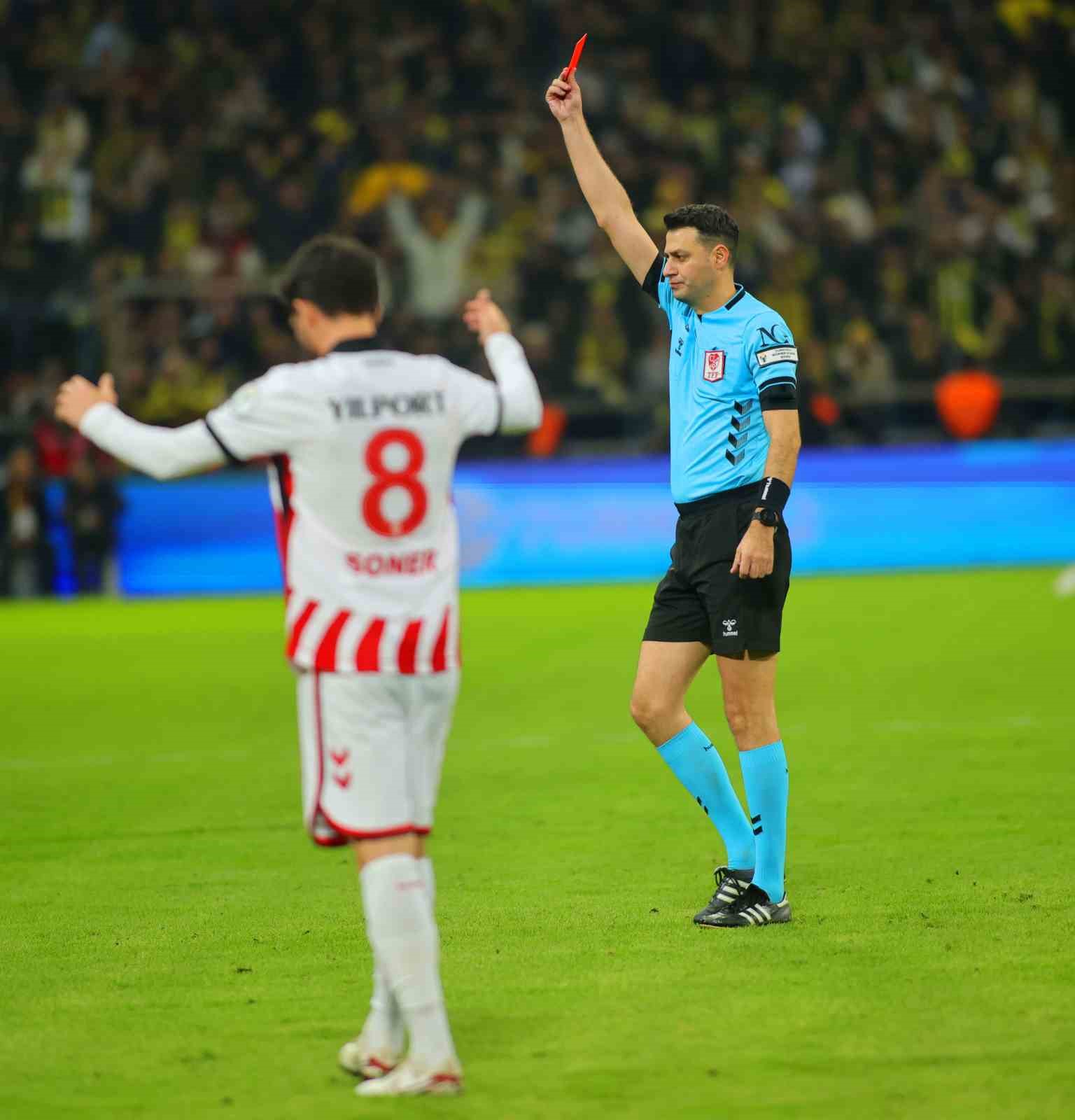 Turkcell Süper Kupa’da finalin adı Galatasaray - Fenerbahçe
