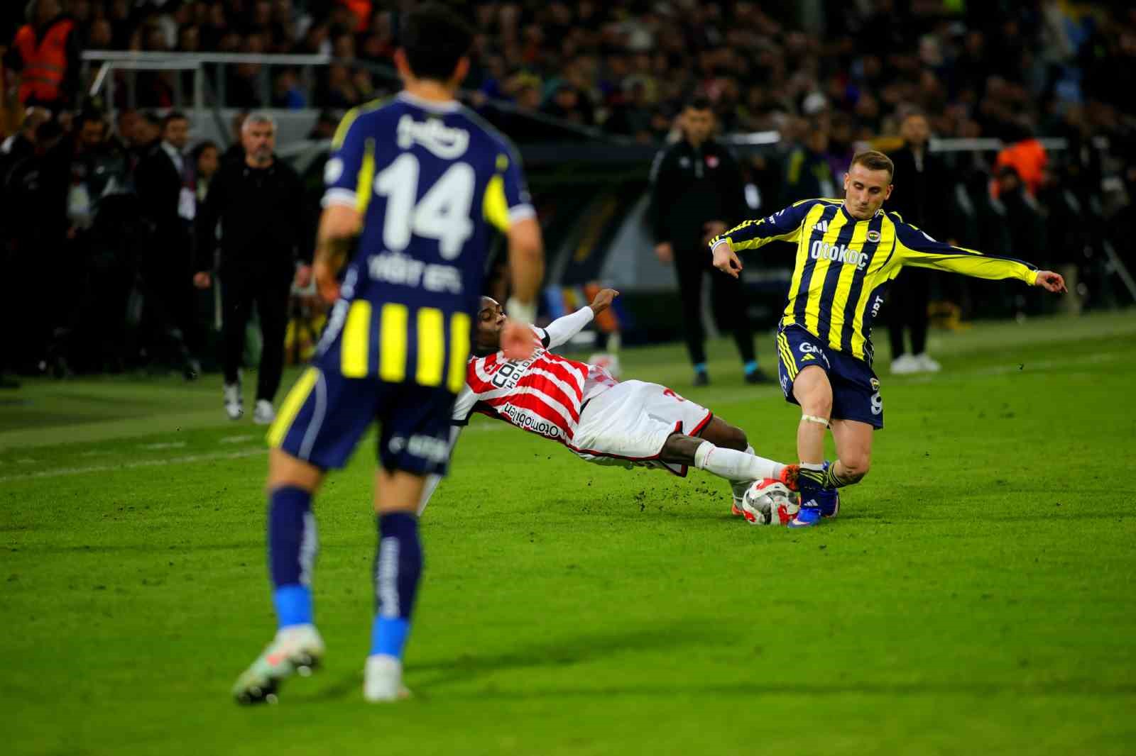 Turkcell Süper Kupa’da finalin adı Galatasaray - Fenerbahçe
