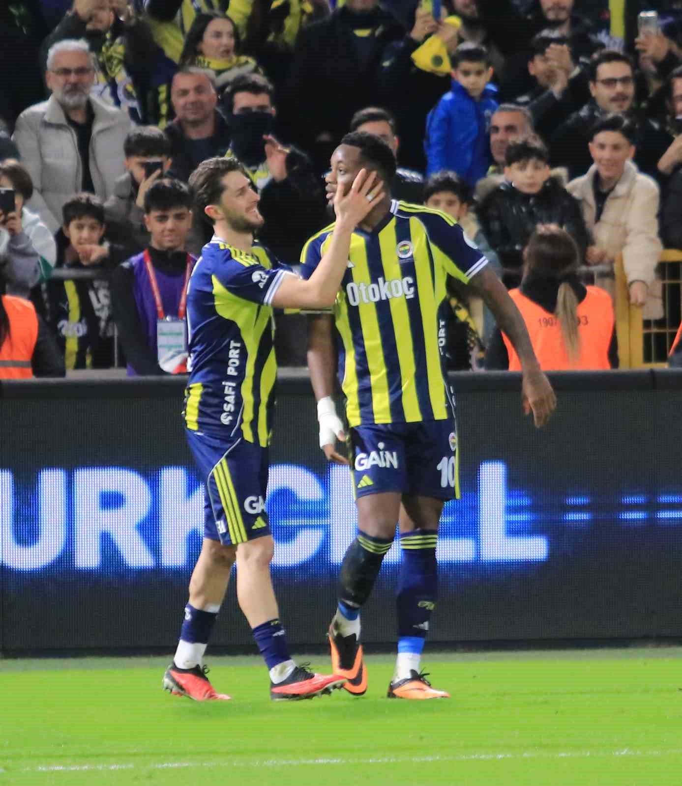 Turkcell Süper Kupa’da finalin adı Galatasaray - Fenerbahçe
