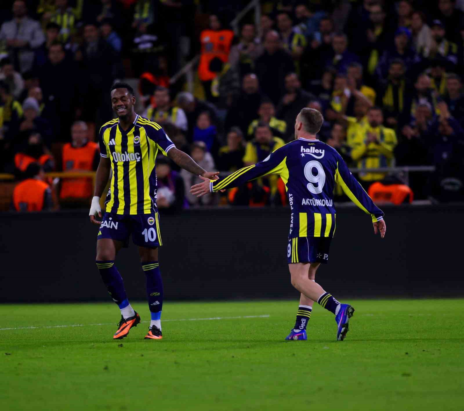 Turkcell Süper Kupa’da finalin adı Galatasaray - Fenerbahçe
