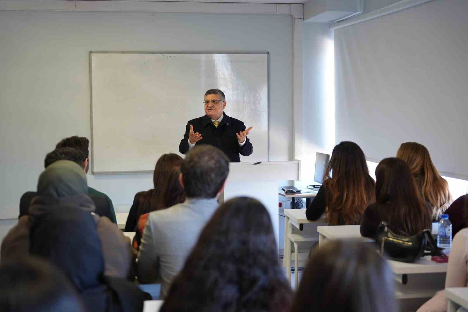 Türkeli MYO’da afet yönetimi eğitimi
