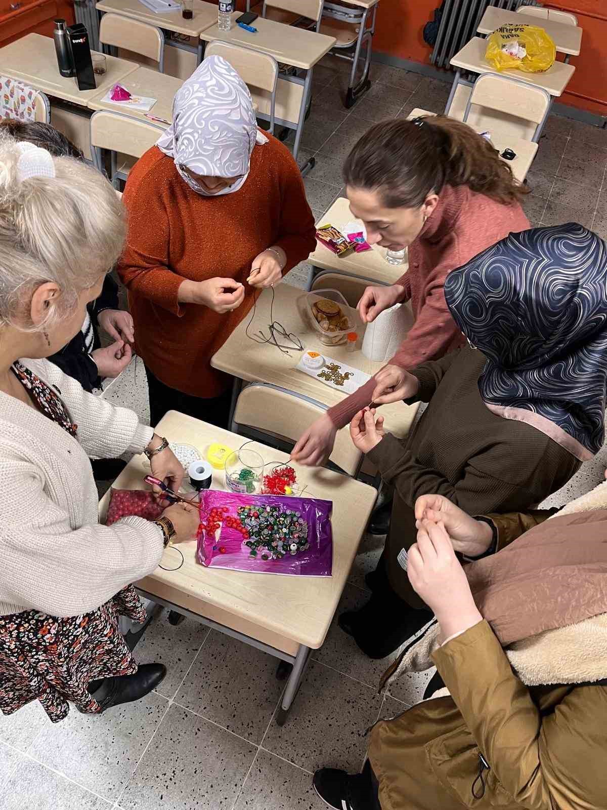 Türkeli’de "Aile Eğitim Programı"
Türkeli’de "Aile Eğitim Programı"