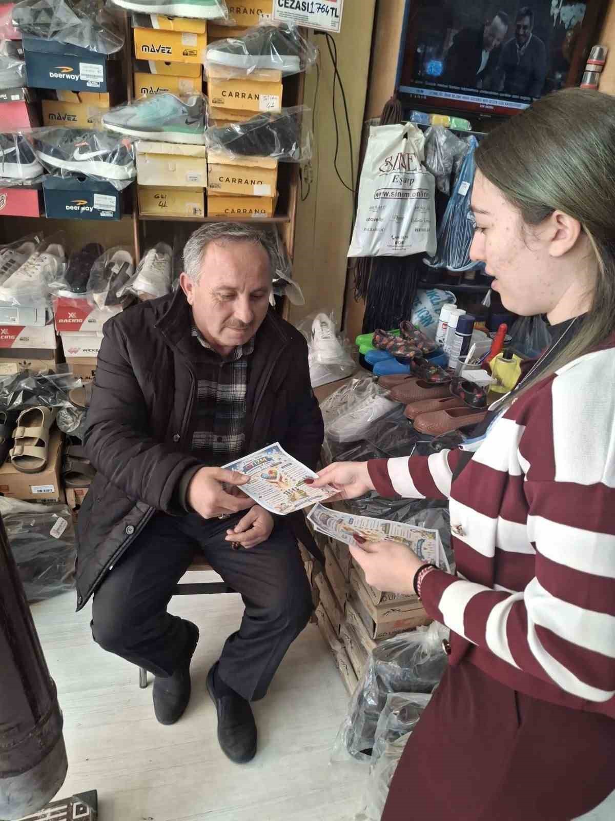 Türkeli’de MYO öğrencileri otizme dikkat çekti
