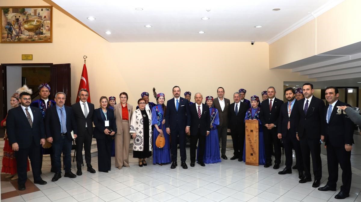 Türkistan’da "Hoca Ahmet Yesevi Yolunda Ahilik" sempozyumu geniş katılımla düzenlendi
