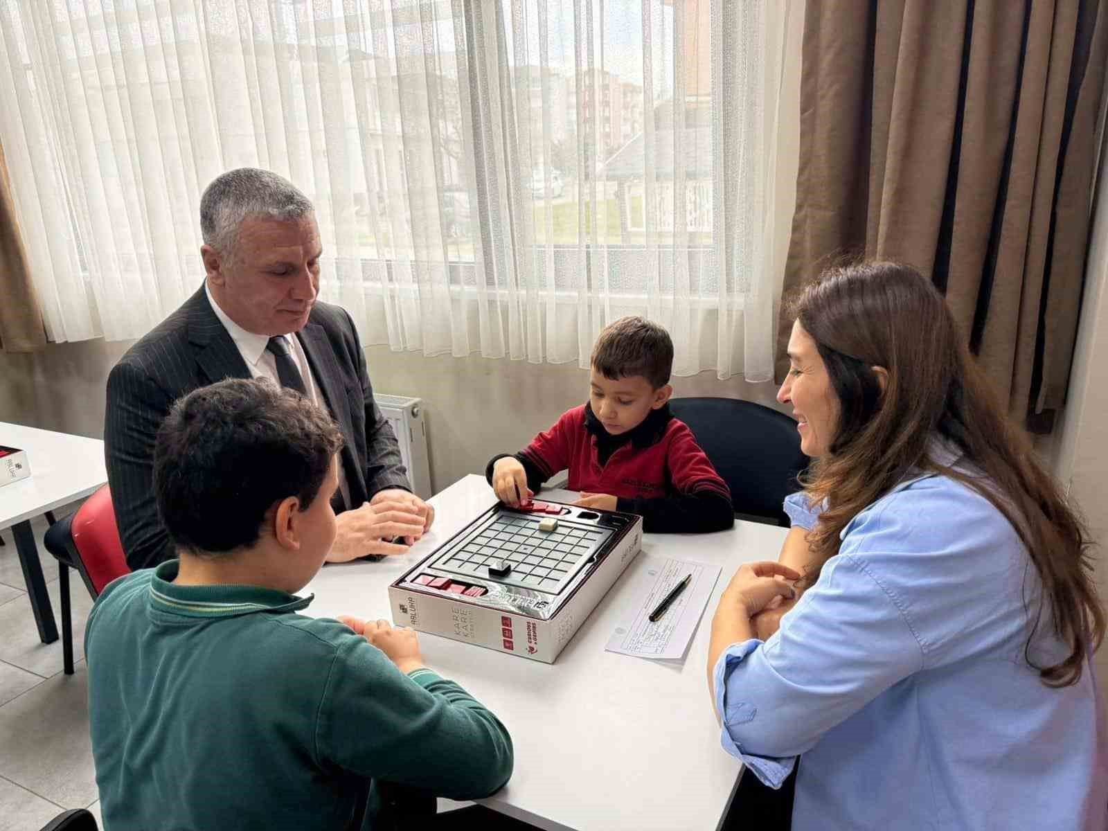 Türkiye Akıl ve Zeka Oyunları İlçe Turnuvaları başladı
